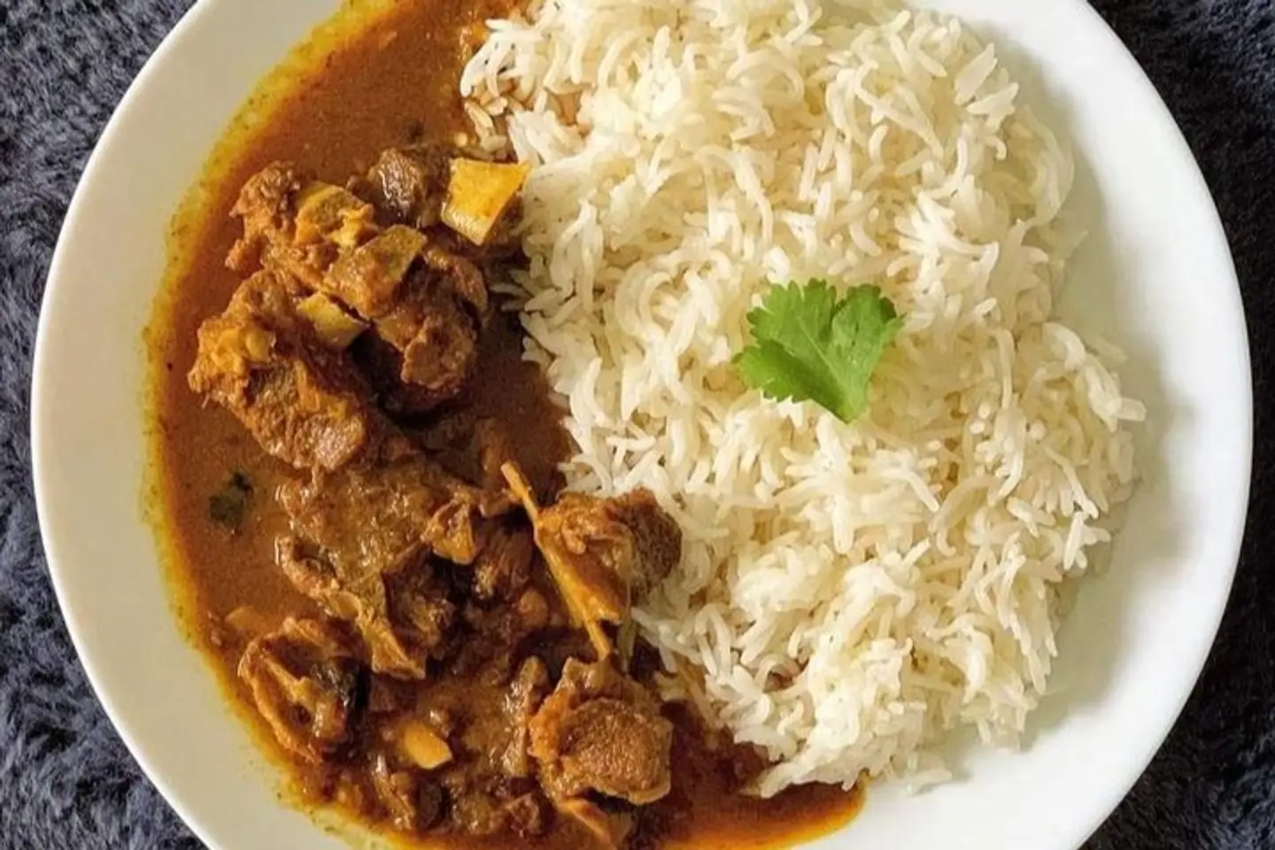 أرز مع مرق لحم ضأن