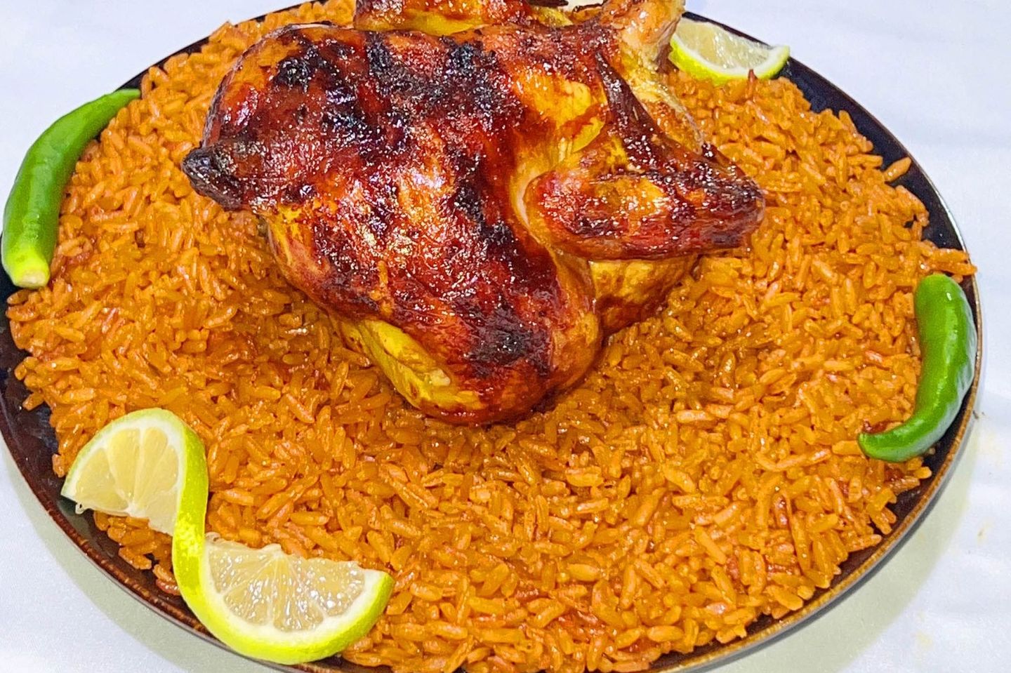 حبة دجاج شواية مع أرز أمريكي