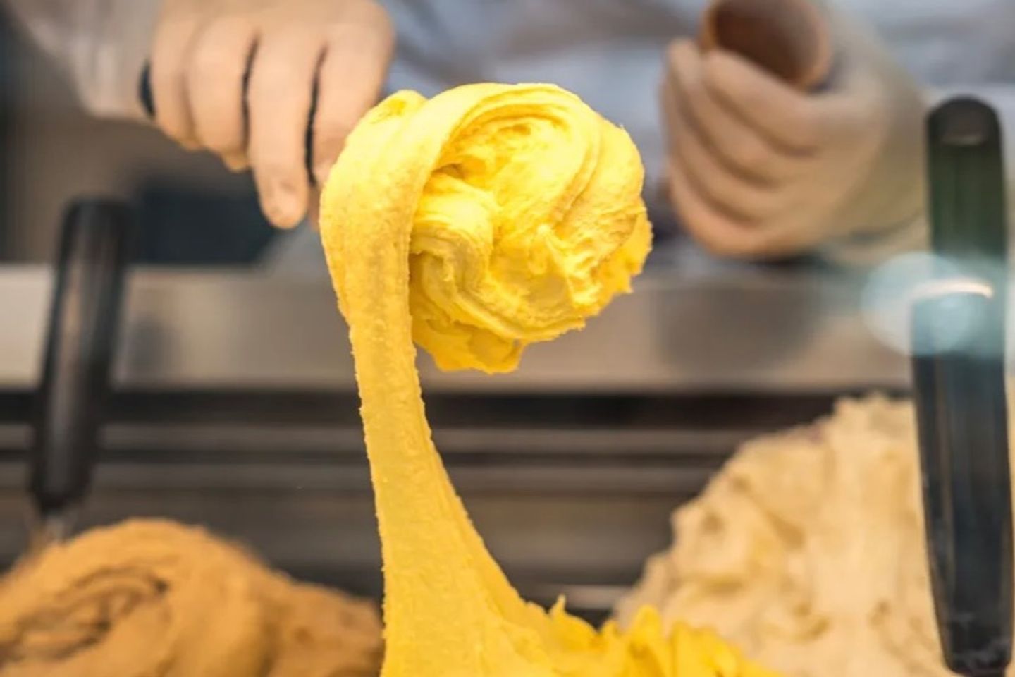 Turkish Ice Cream With Lemon