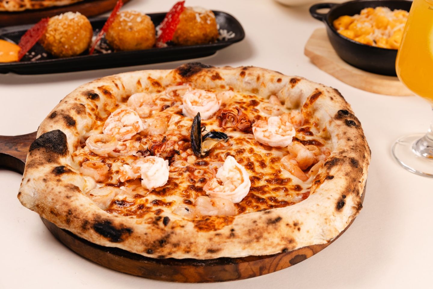 Fruitti Di Mare Pizza