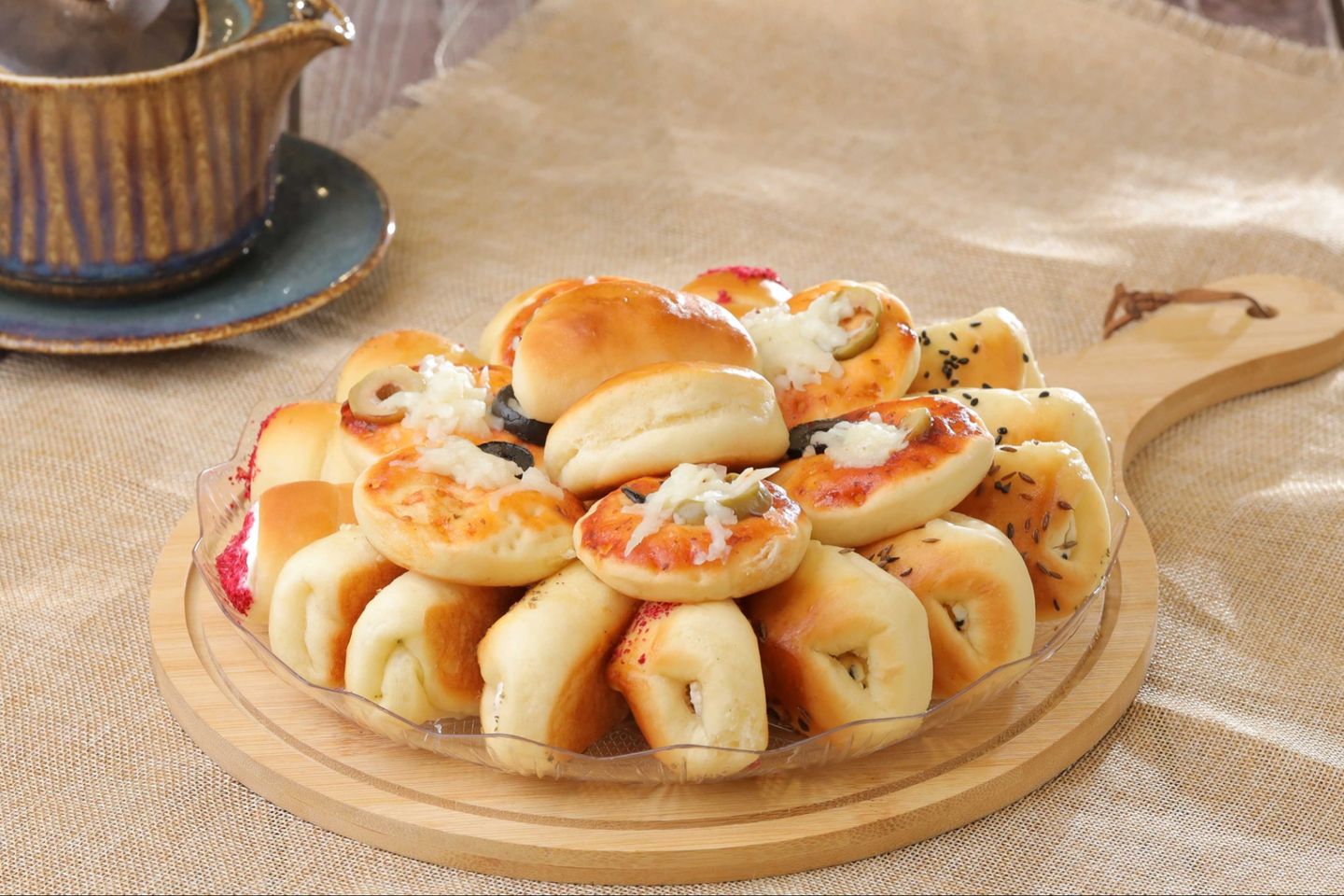 A Quarter Kilo Plate Of Pies And Pastries