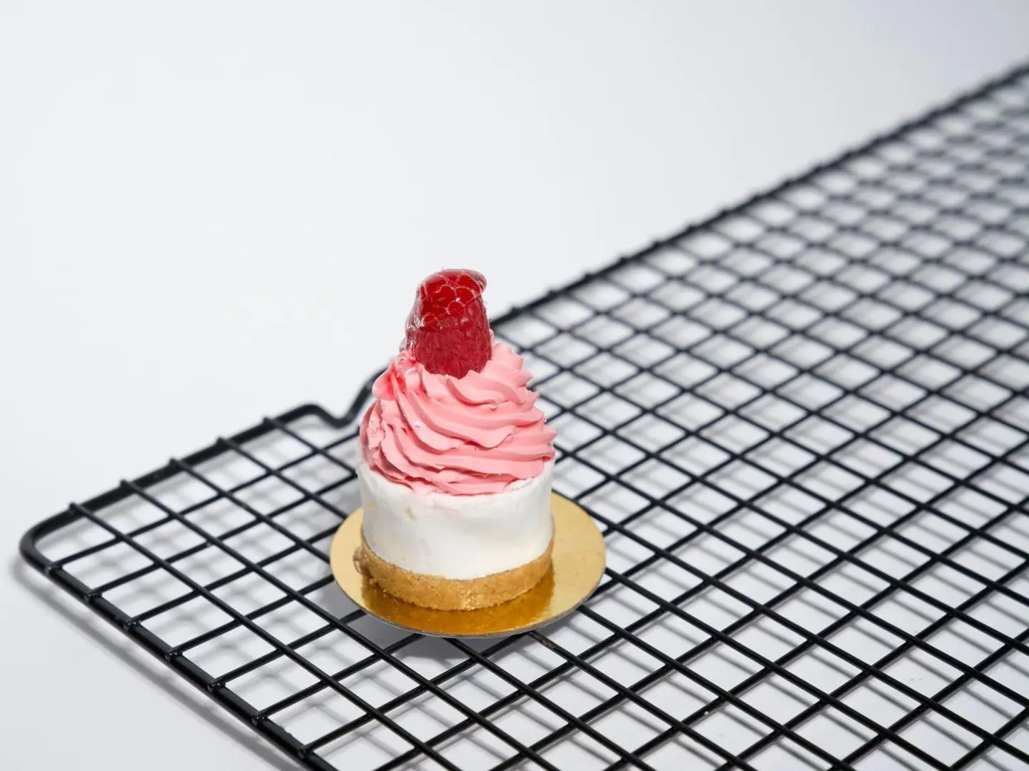 Small Red Berry Cheesecake