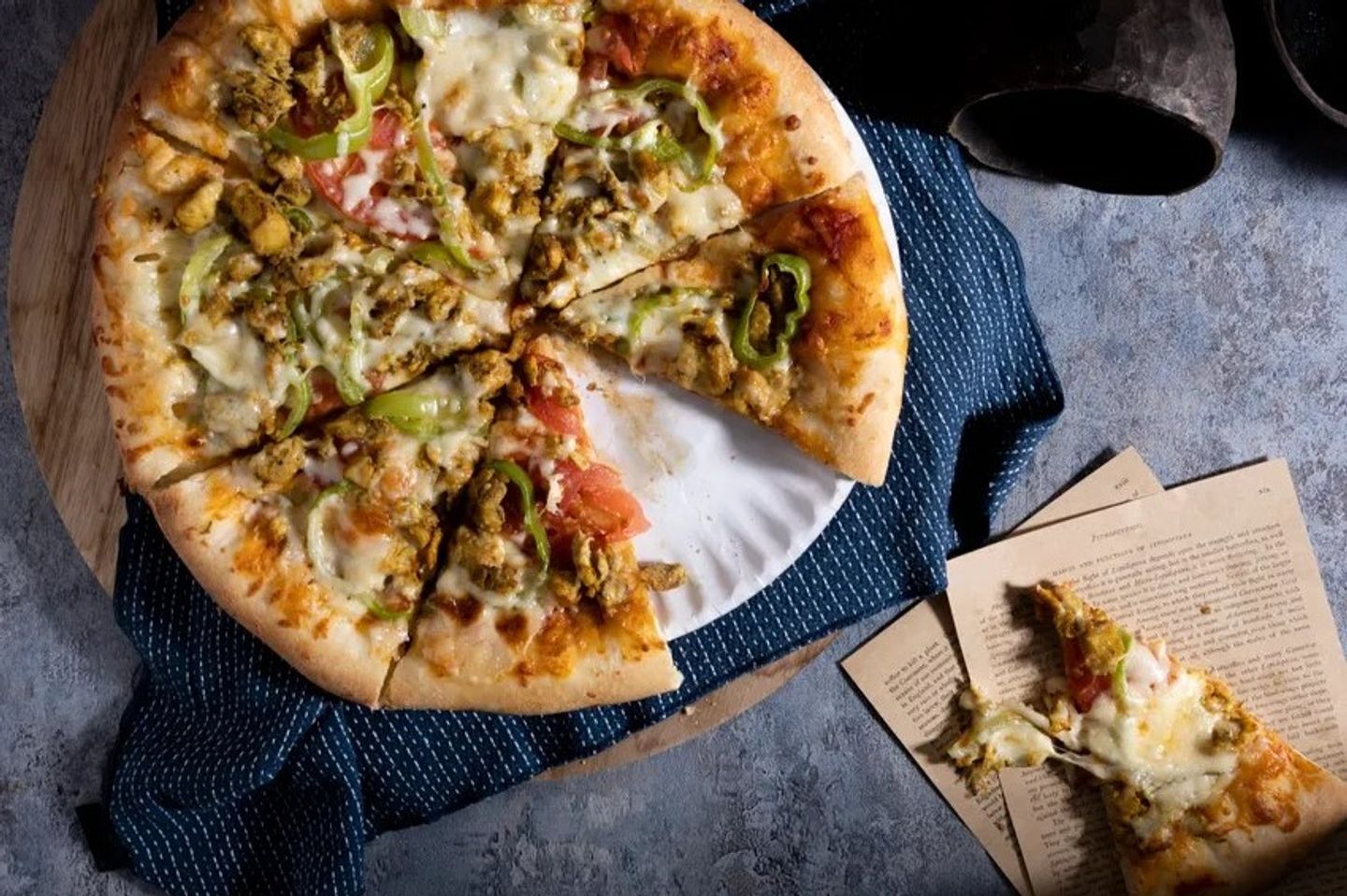 Small Chicken Pizza With Cheese