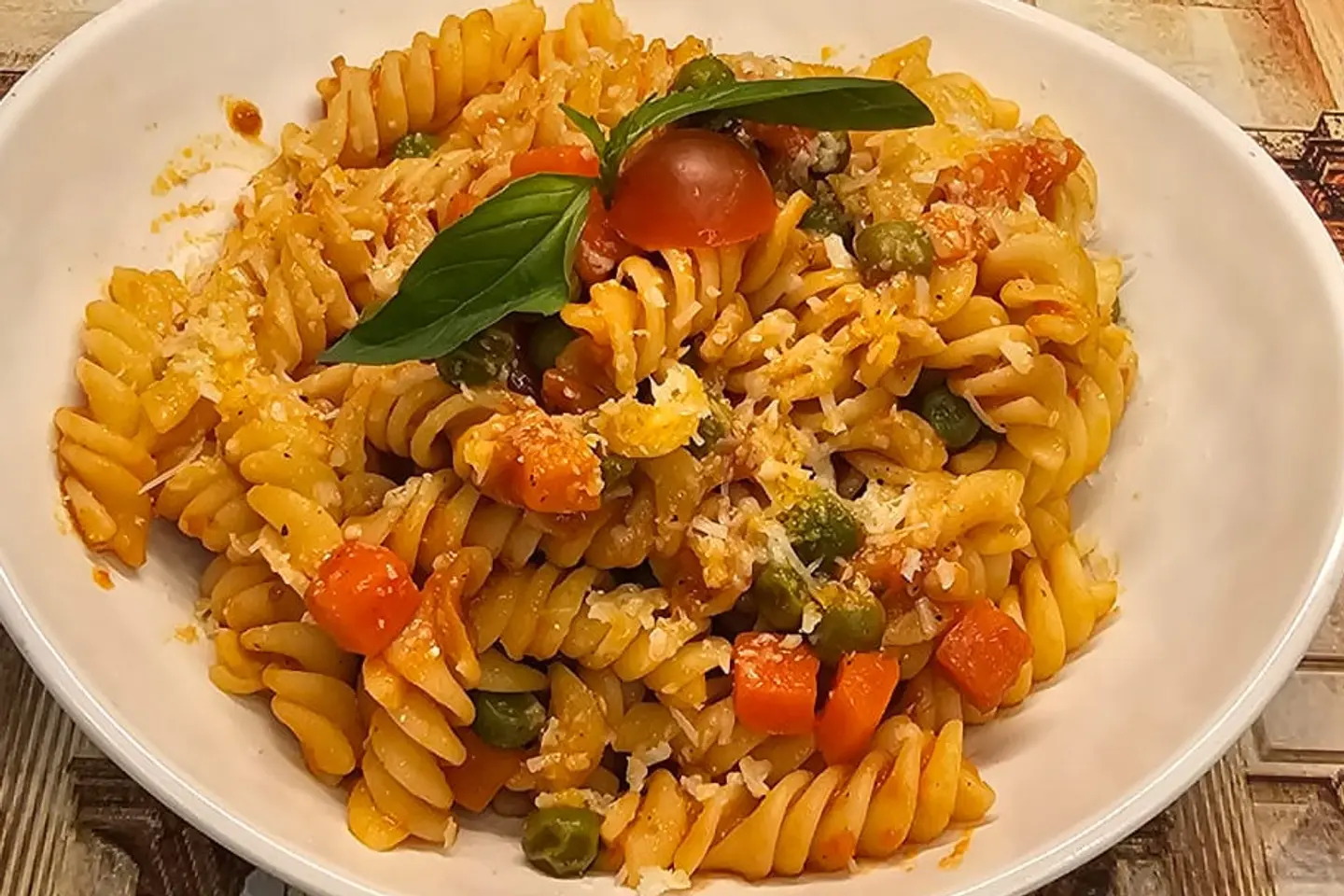 Pasta With Vegetables And Delicious Sauce