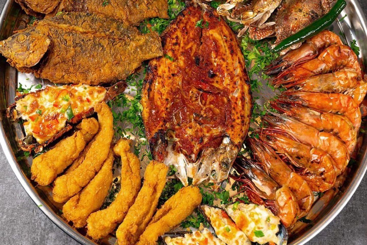 صينية ستة افراد