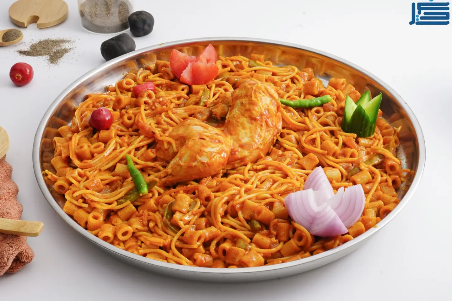 نص حبه مكرونة مكس