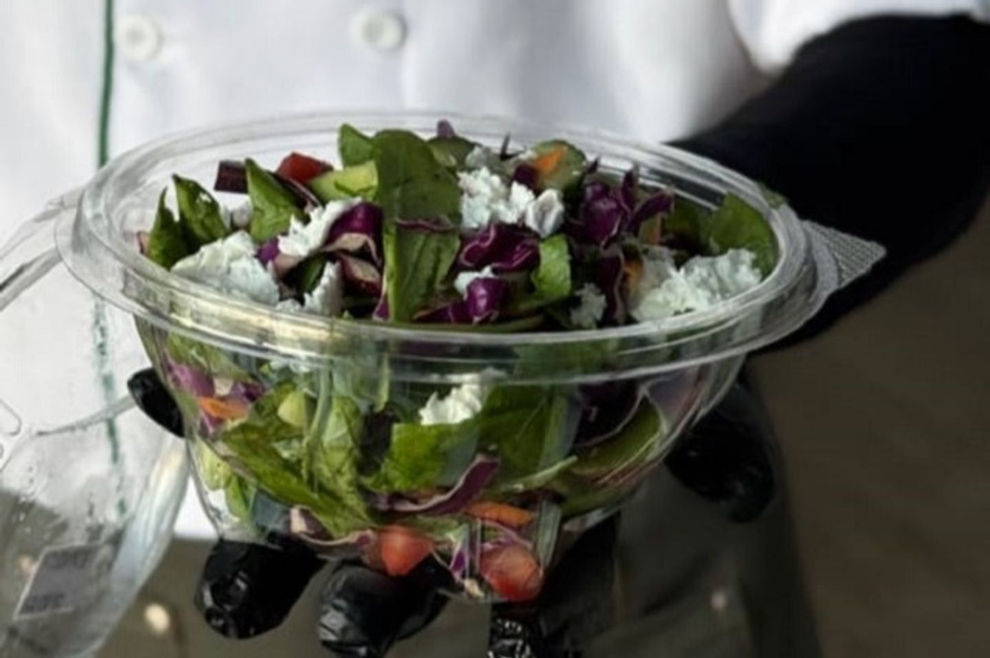 Greek Salad With Diet Cheese
