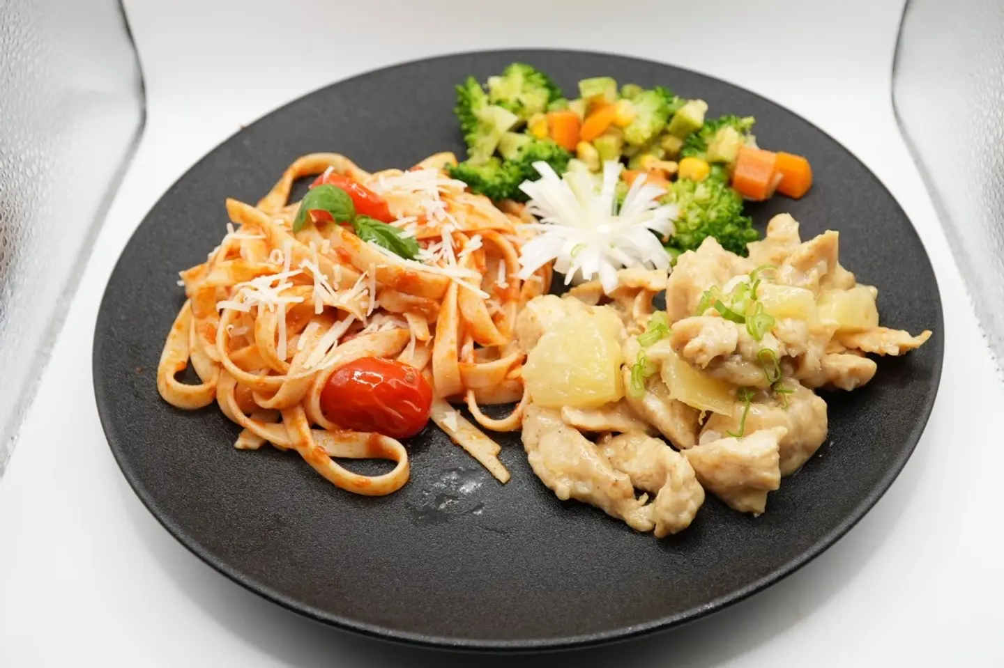 Pasta With Tomatoes