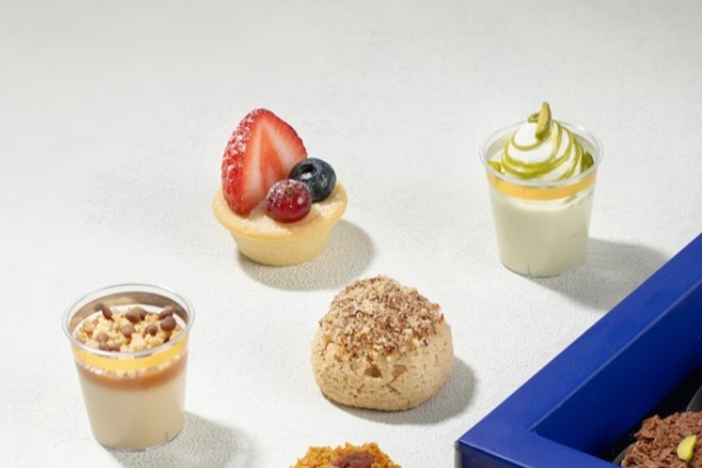 Sweet Canape 4 Pieces