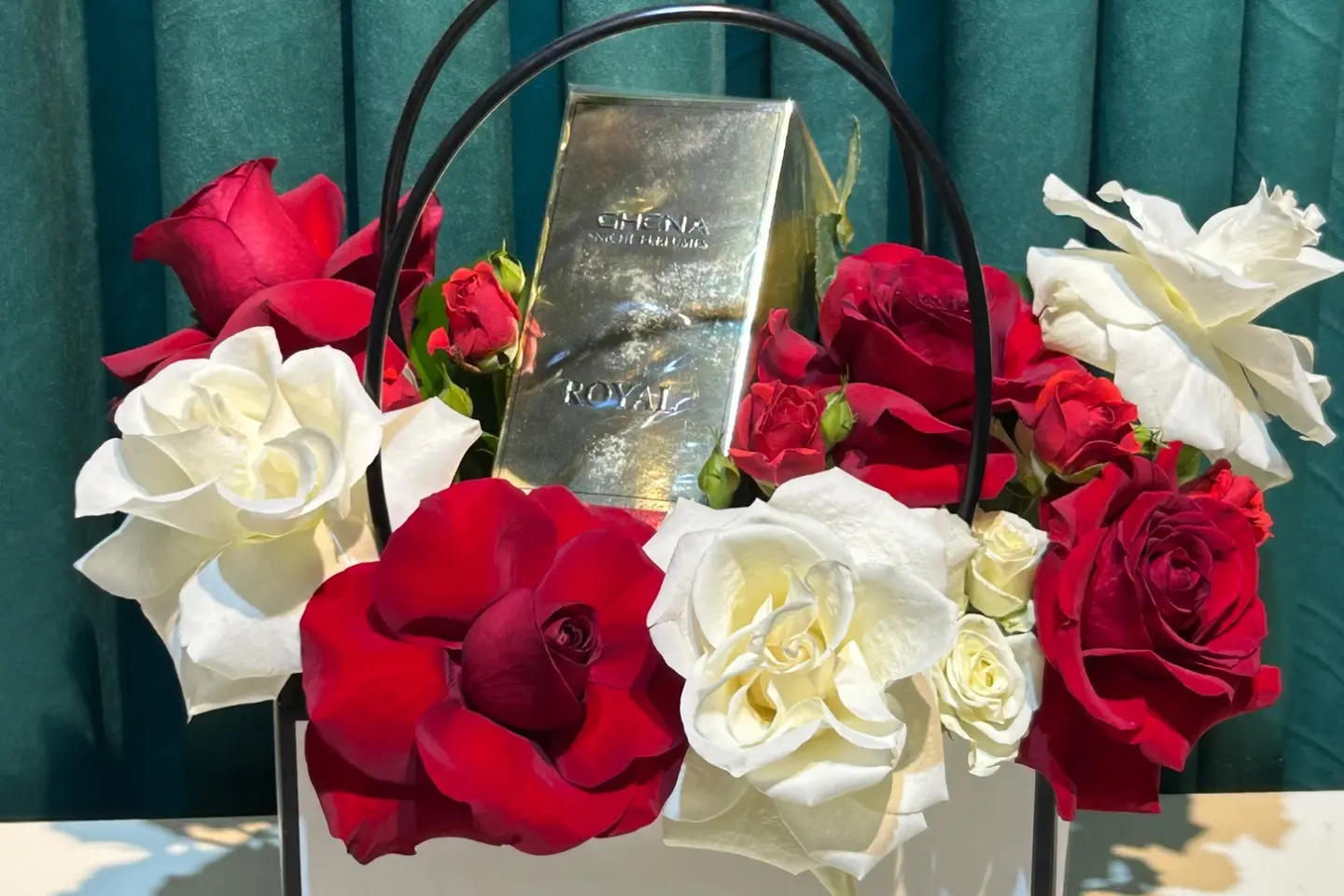 عطر رويال الفاخر ١٠٠ ملي