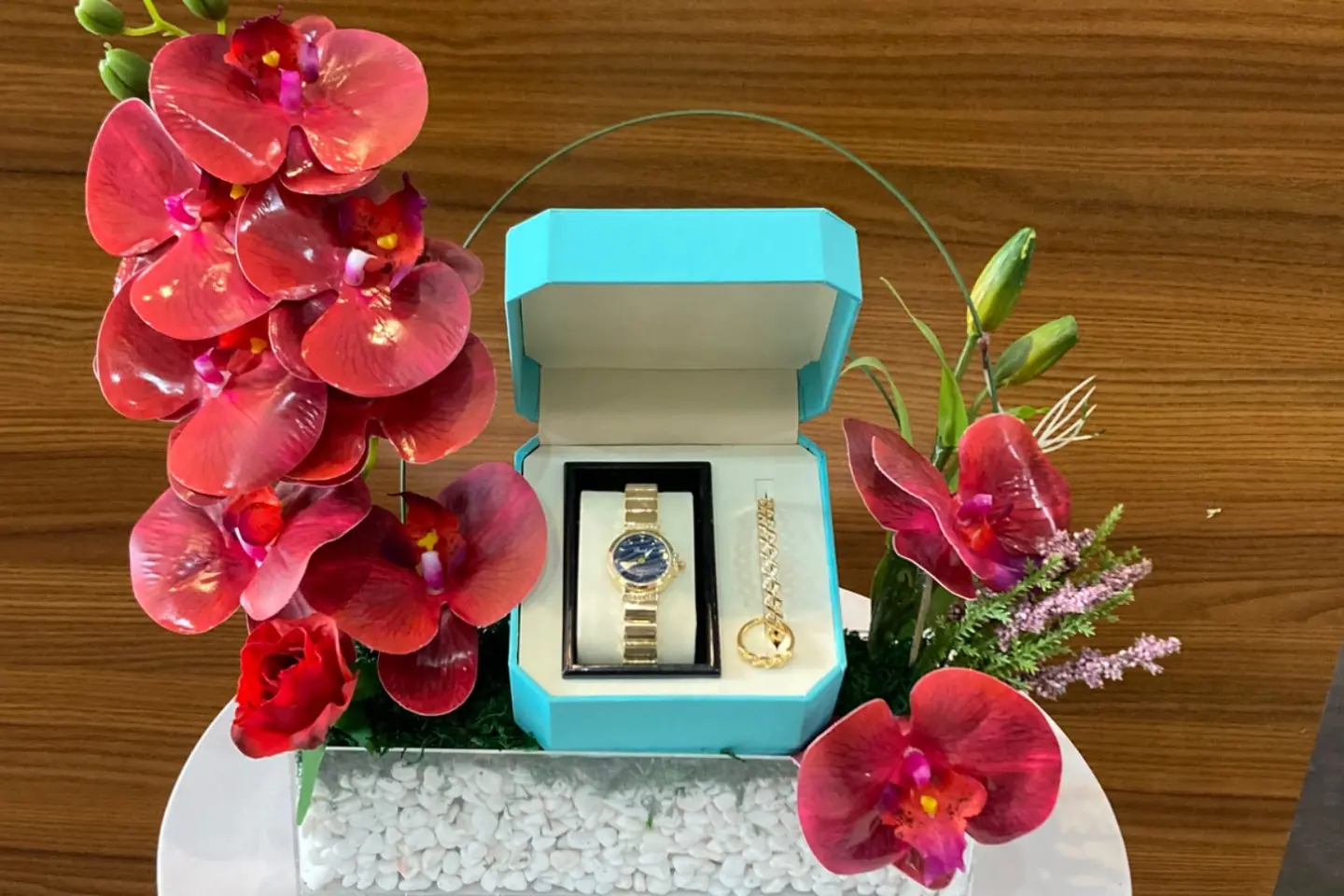 طقم ساعة وسواره نسائي٤٦