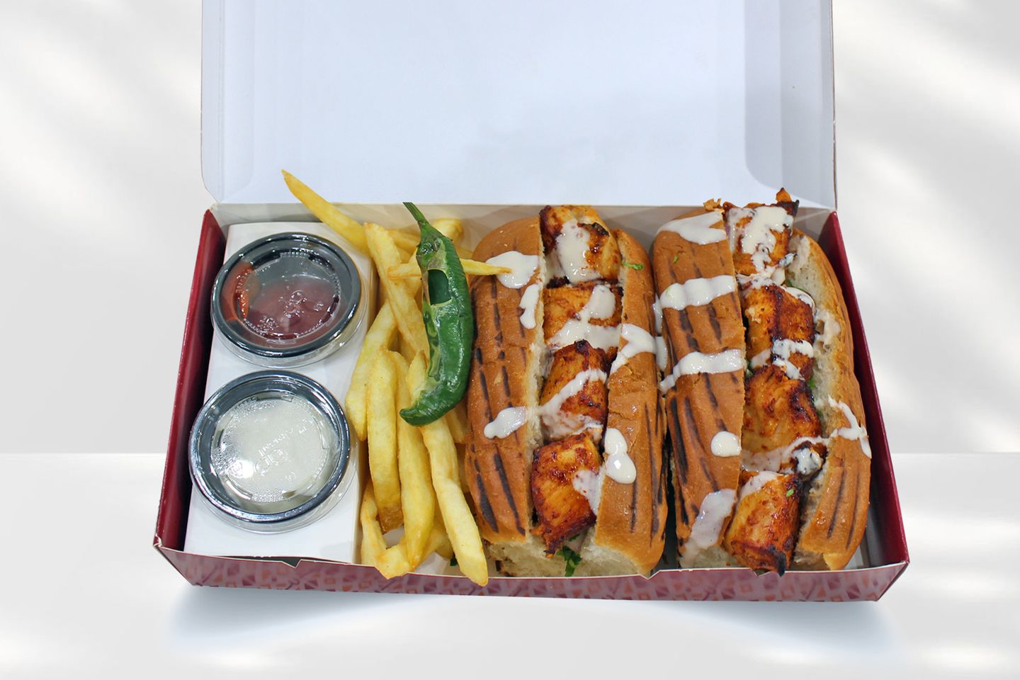 Arabic Grill Box Shish Tawook Brioche