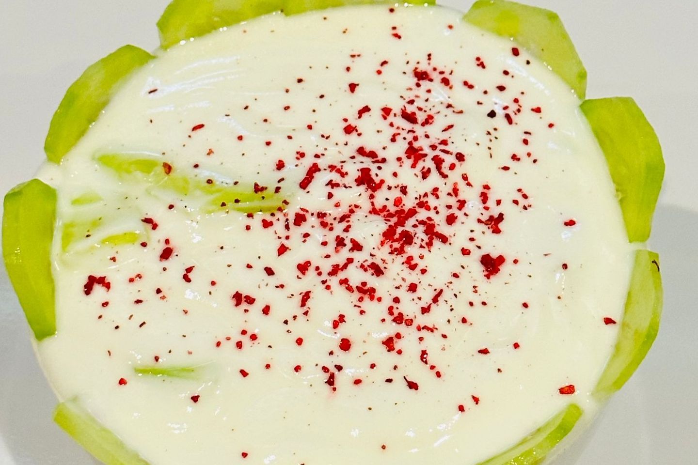 سلطة خيار