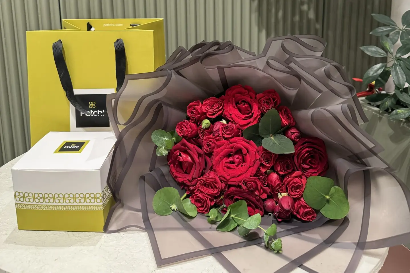 Patchi Chocolate With A Bouquet Natural Flowers
