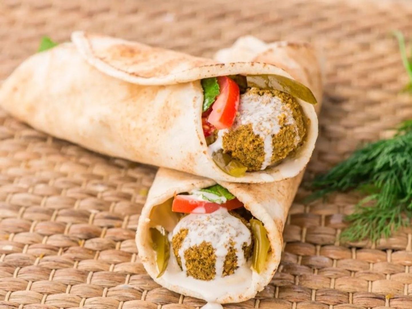 ساندوتش فلافل صاج