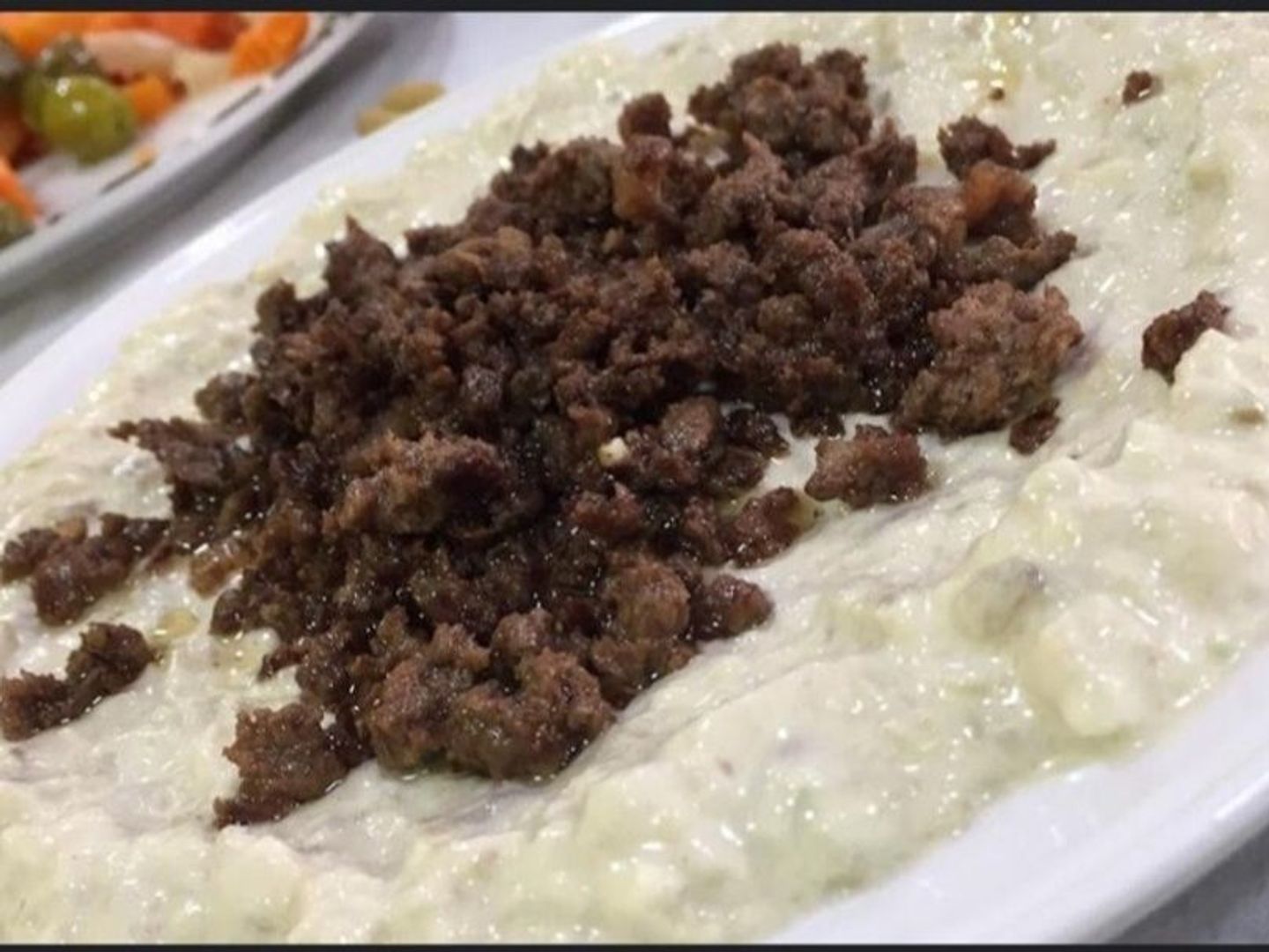 حمص باللحم
