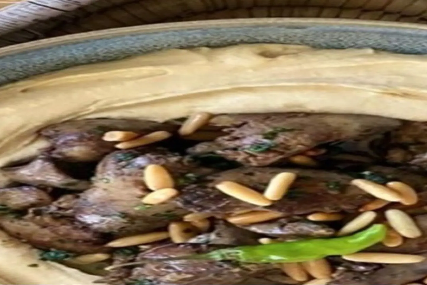 حمص مع كبدة الدجاج