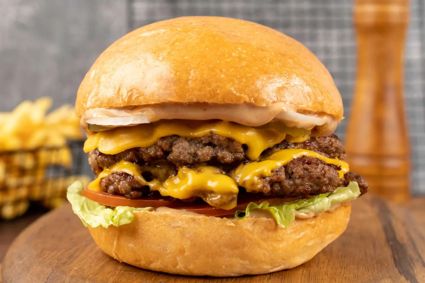 Queso Beef Burger