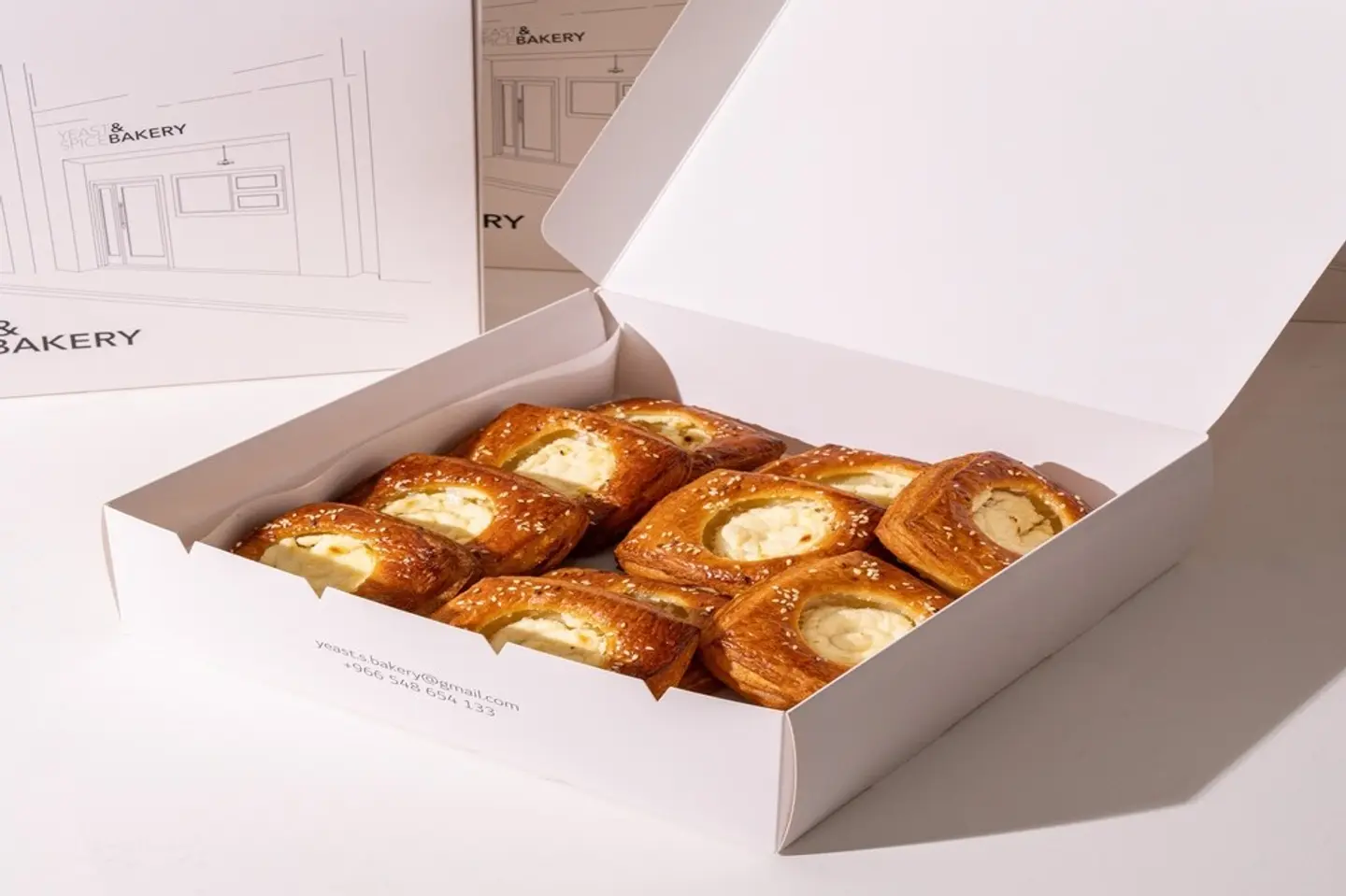10 Pieces Of Danish Feta Cheese And Honey