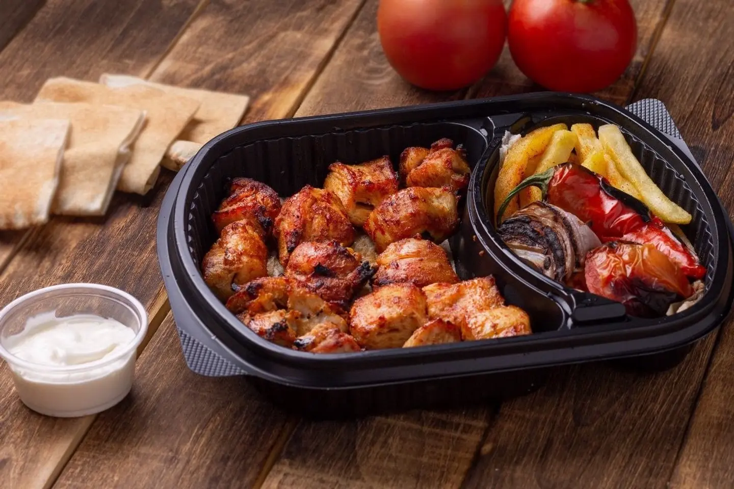 صحن شيش طاووق