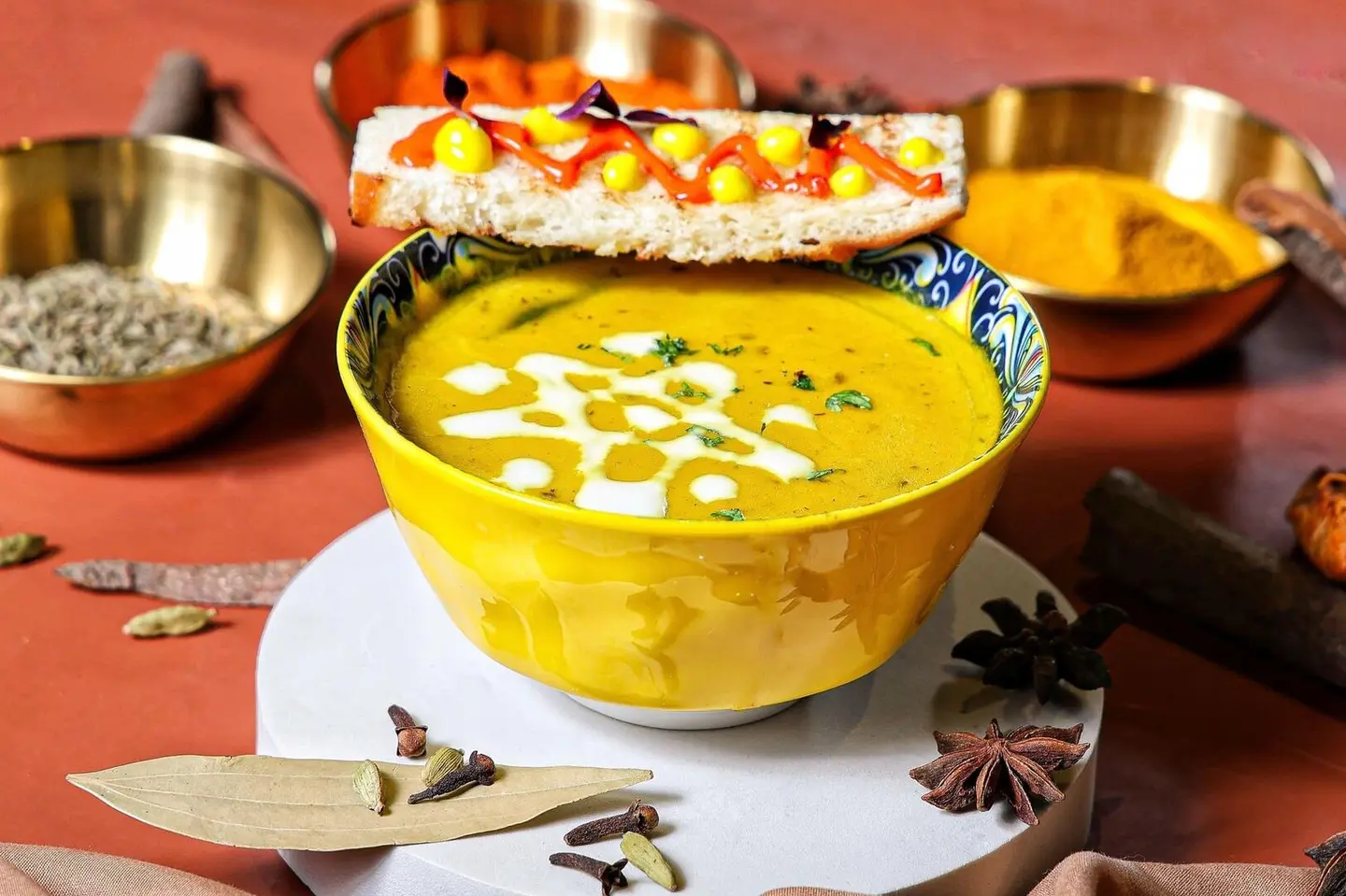 شوربة عدس بالكريمه وجوز الهند