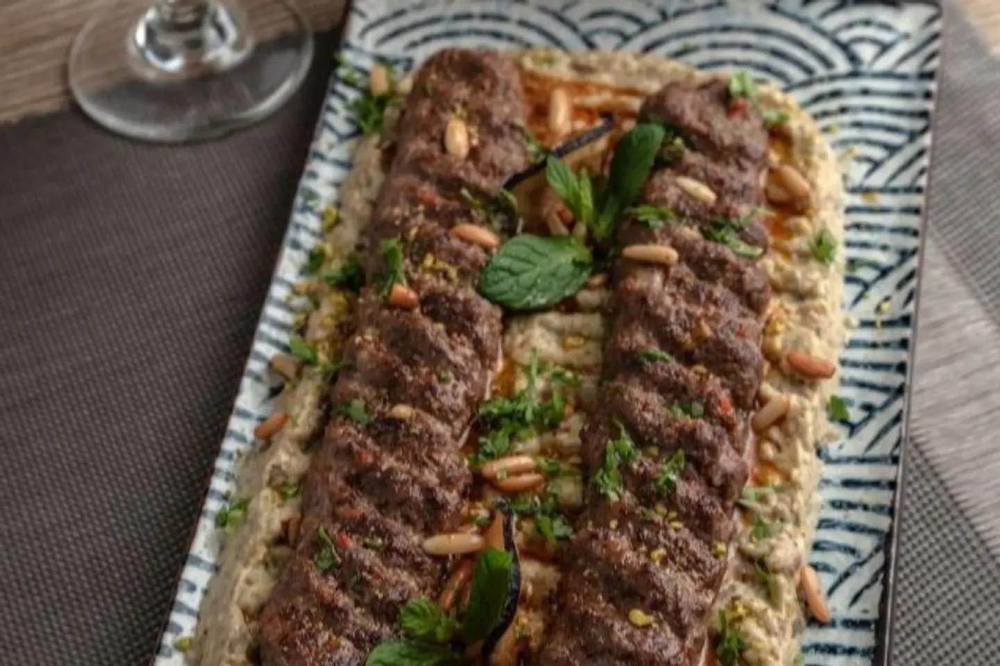 كباب لحم نيزك ٢ سيخ