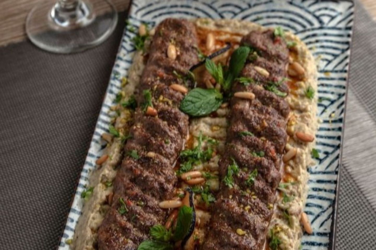 كباب لحم نيزك ٢ سيخ