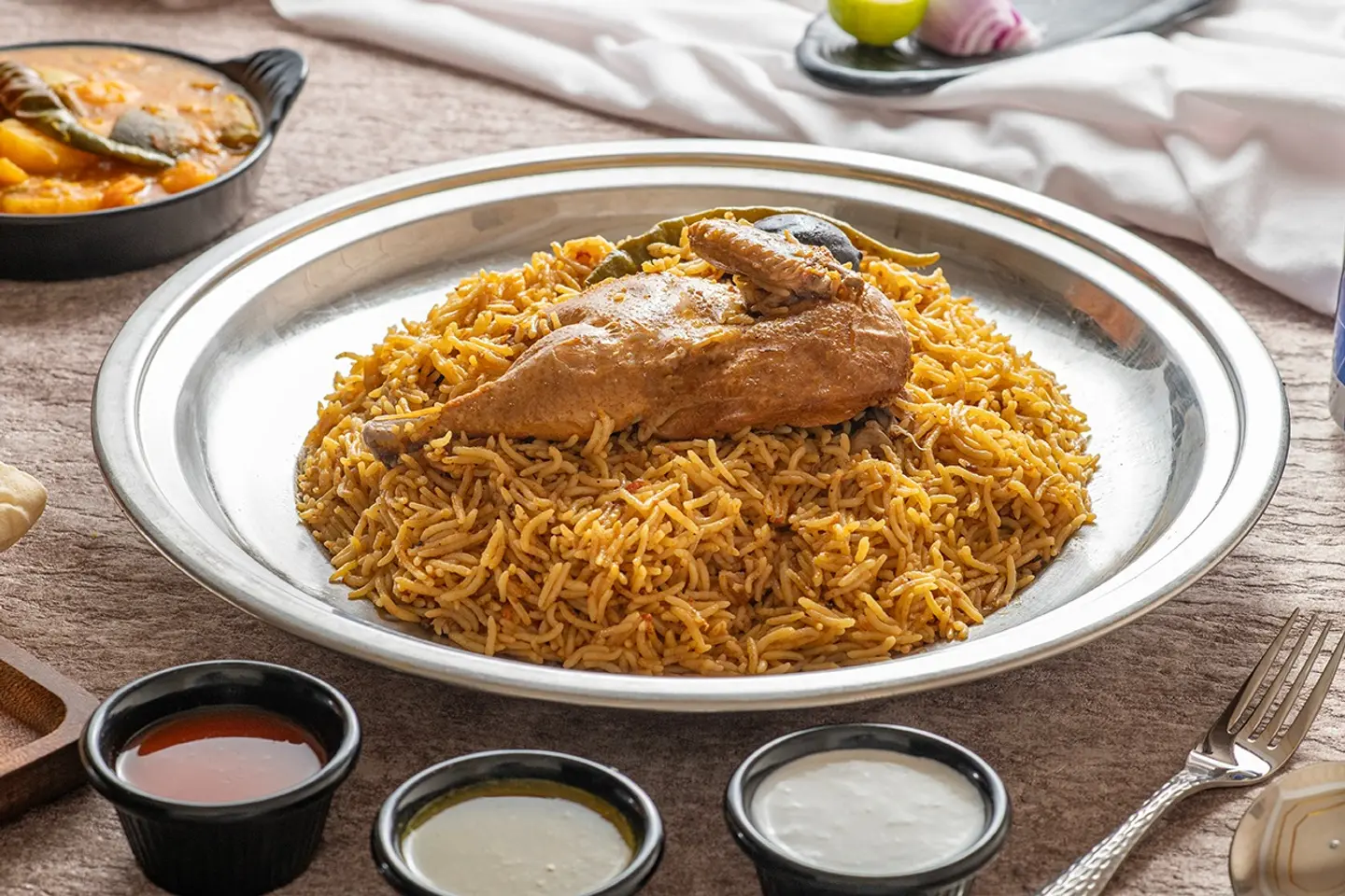 نص دجاج مضغوط مع الرز