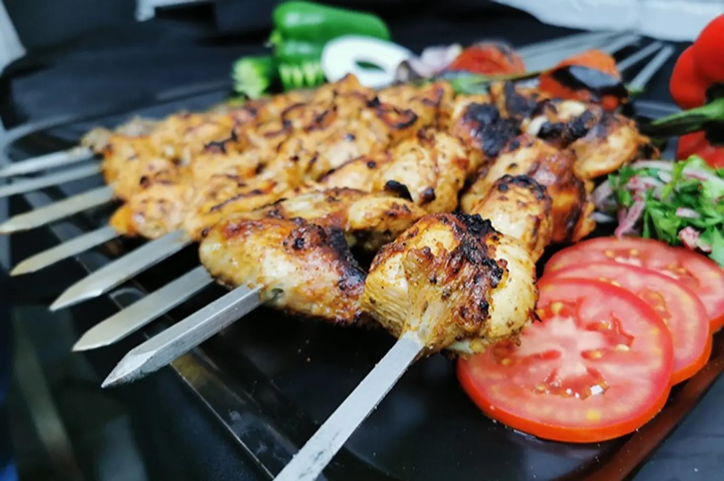 مشكل مشاوي 6 سيخ