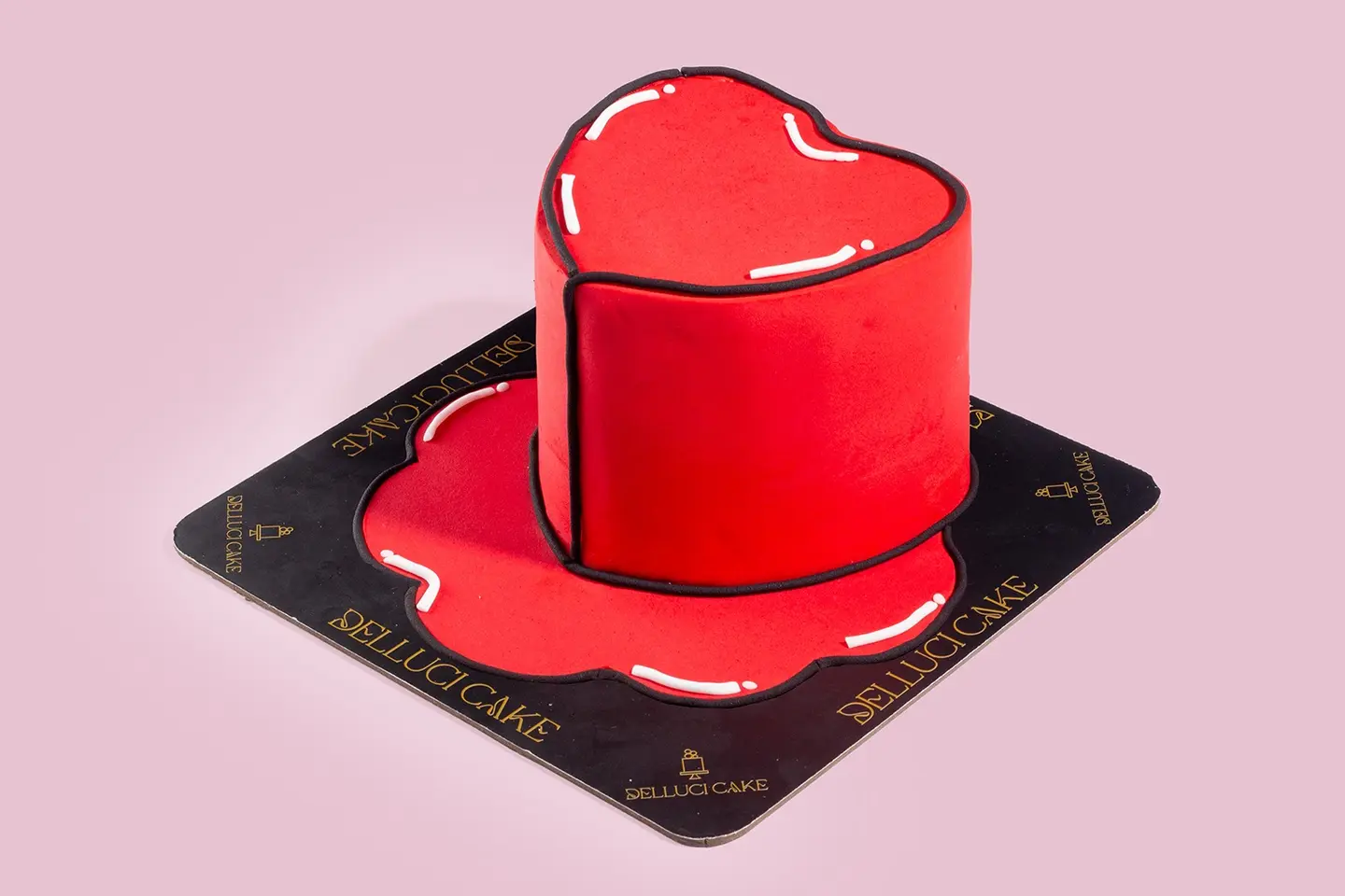 Comic Cake Red Heart