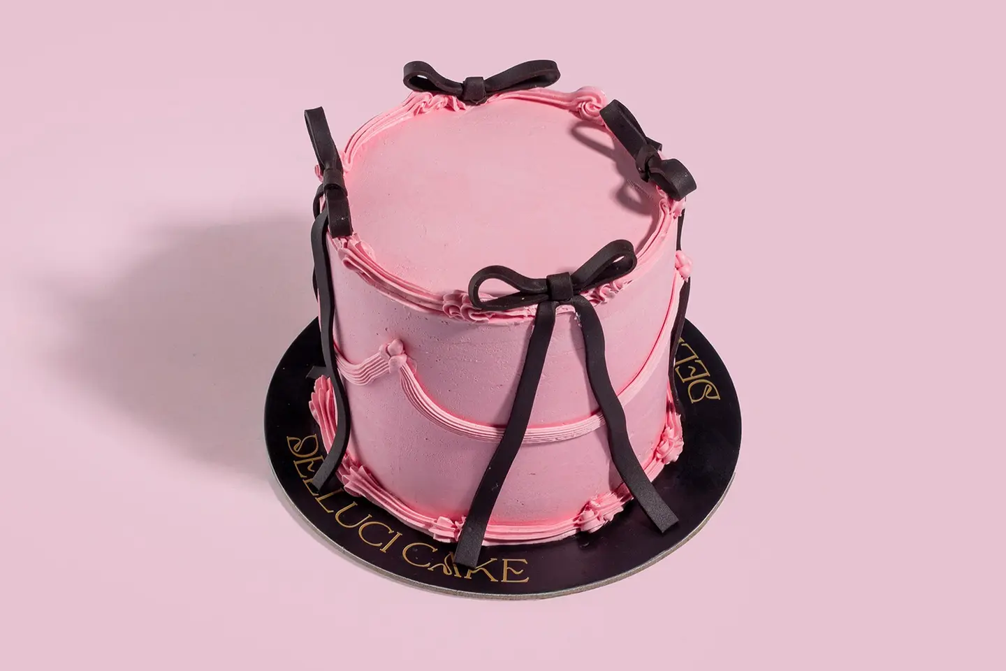 Black & Pink Cake