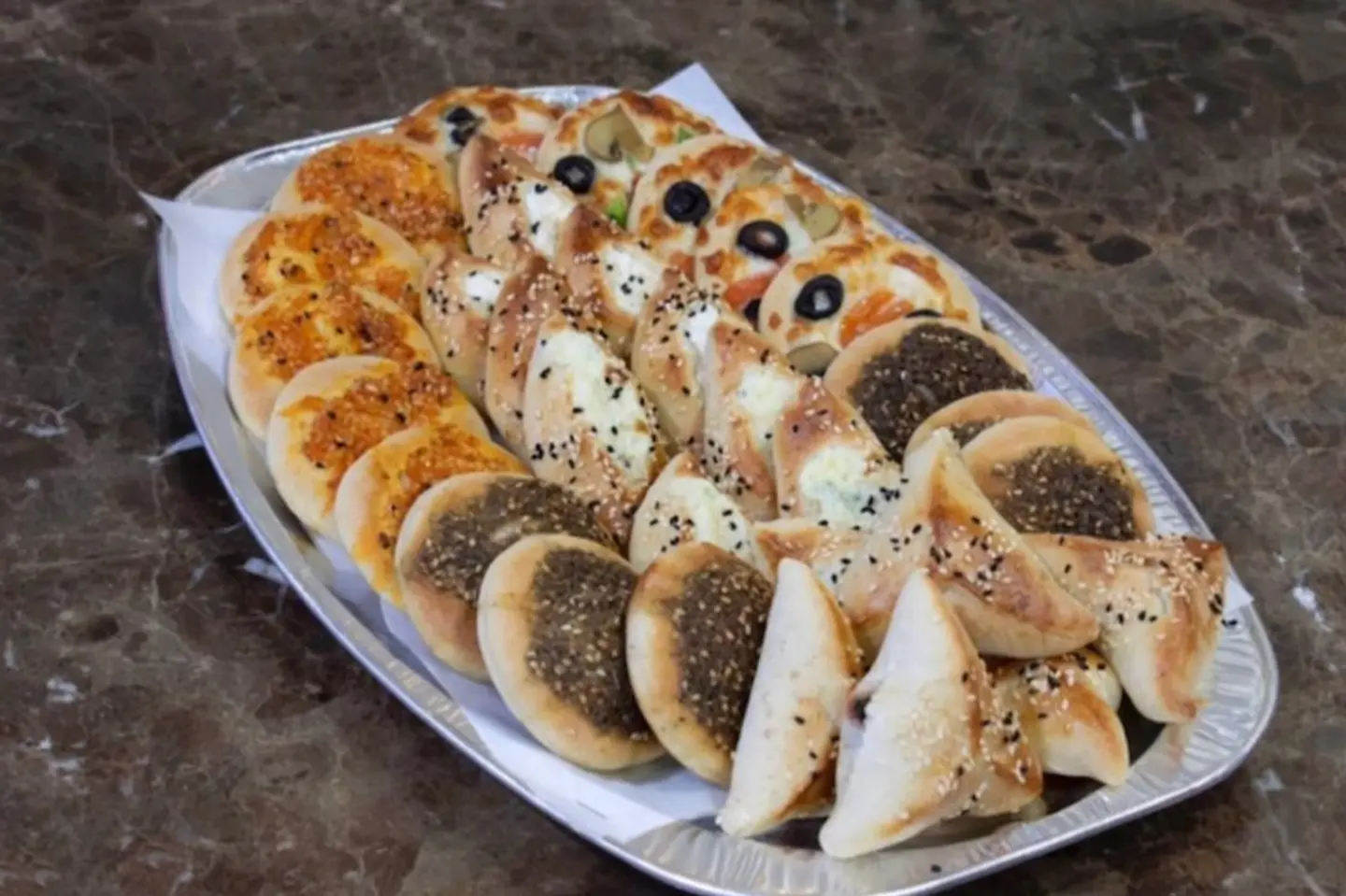 صحن فطائر مشكل ٣٦