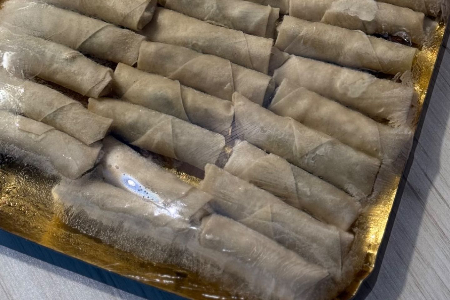 صحن سبيرنغ رول دجاج ٤٠ حبه