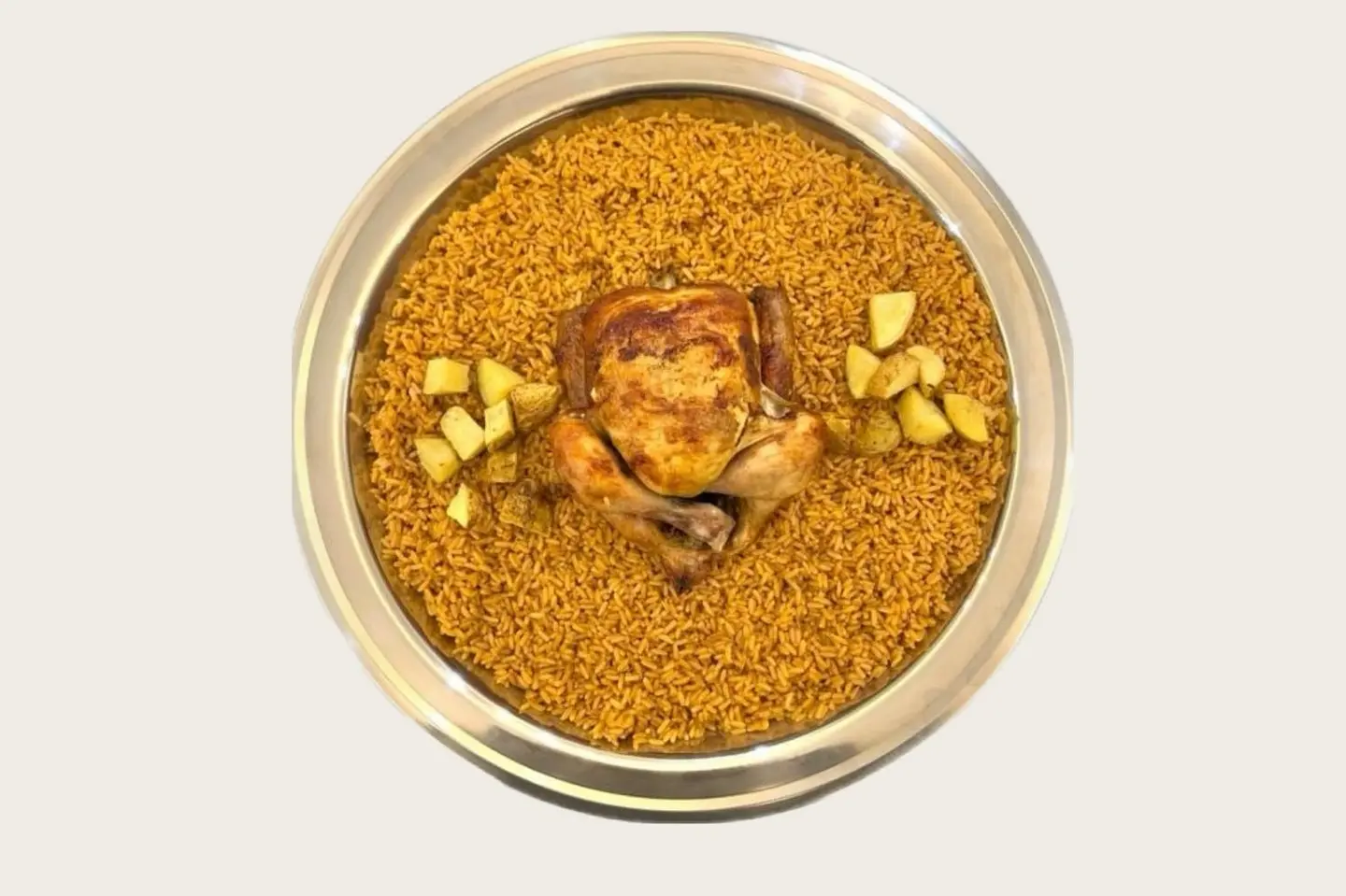 حبة دجاج شواية مع رز احمر امريكي
