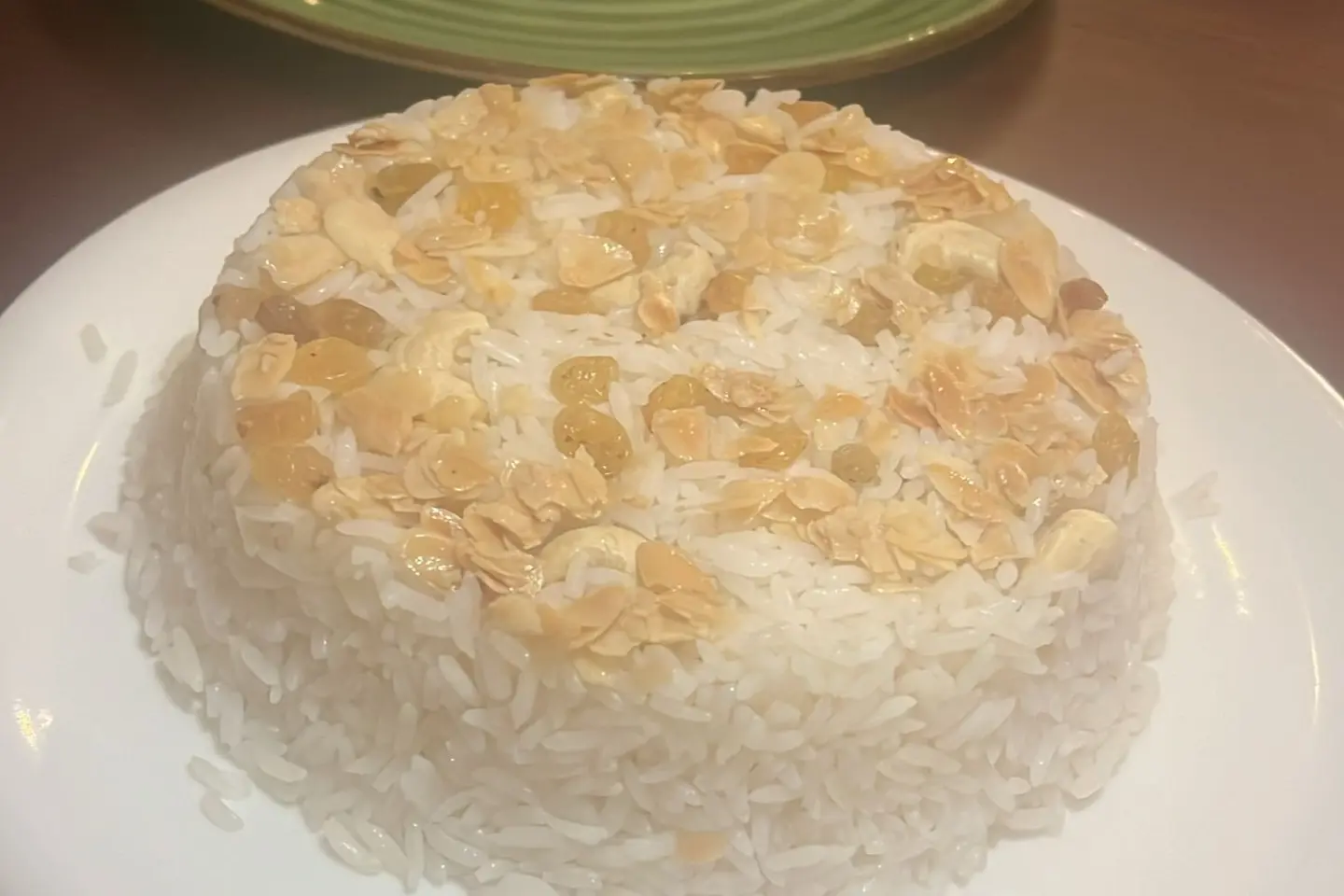 أرز بالمكسرات