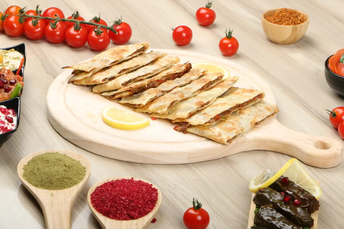 عرائس لحم