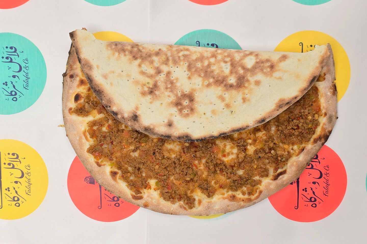 لحمة بالعجين