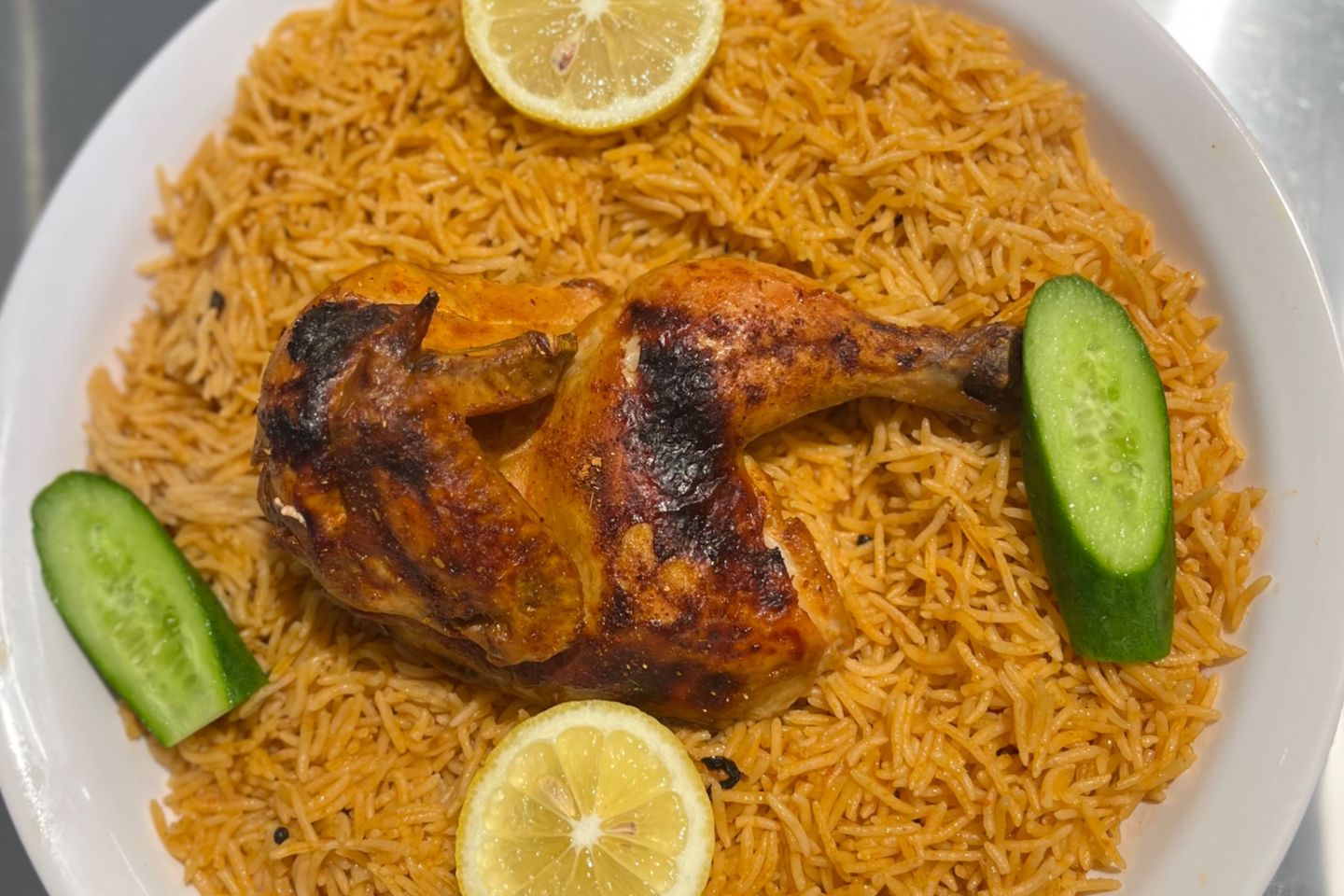 حبه دجاج محمر رز احمر