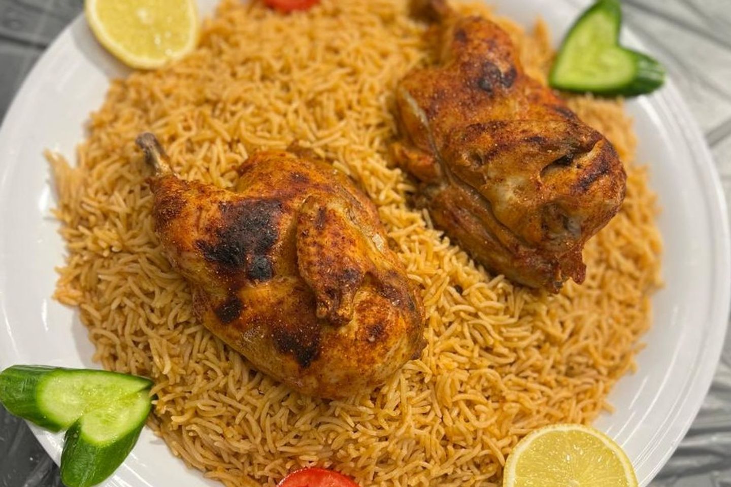 دجاج محمر مثلوثه رز احمر