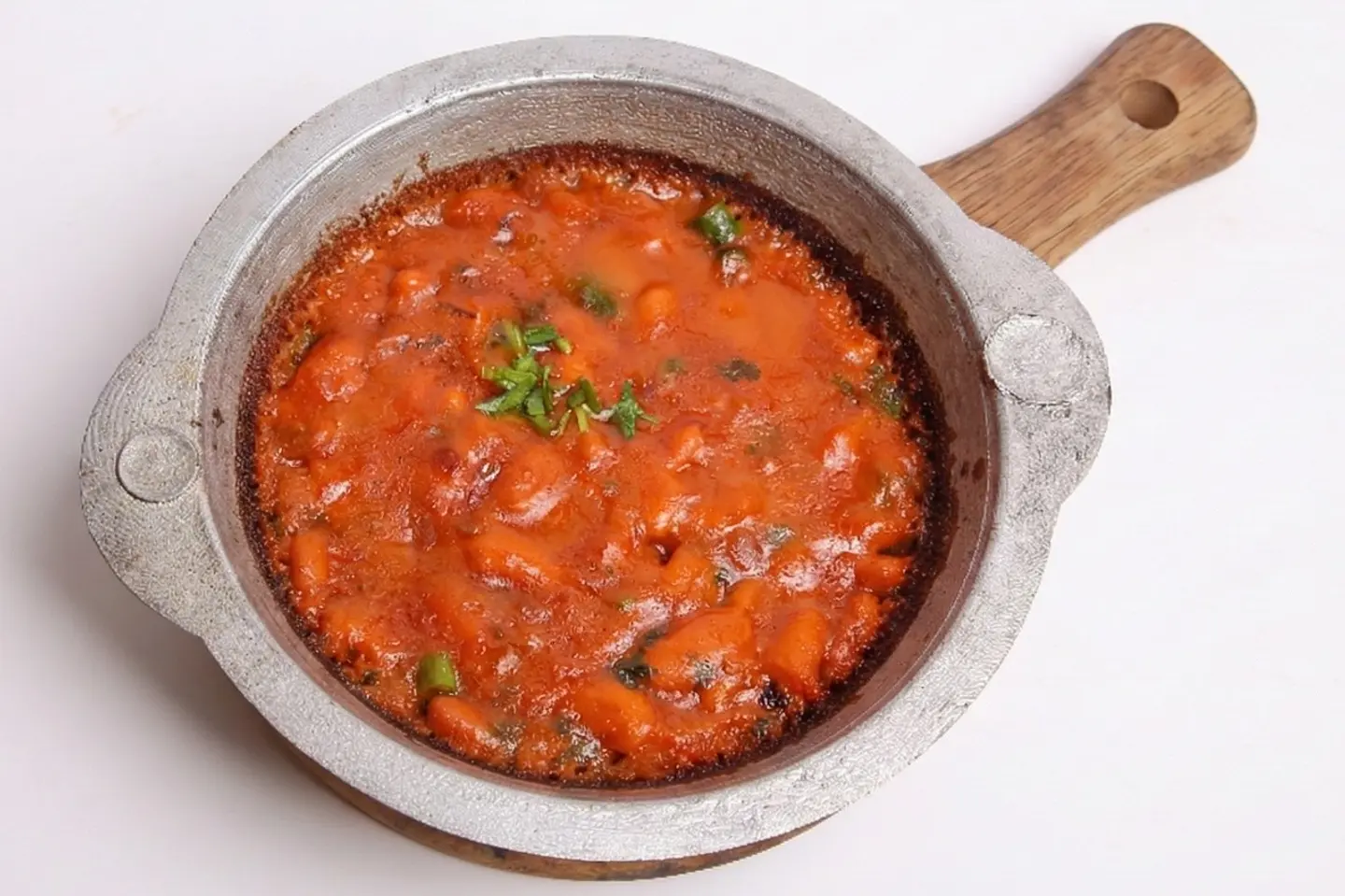 فاصوليا حمراء مقش