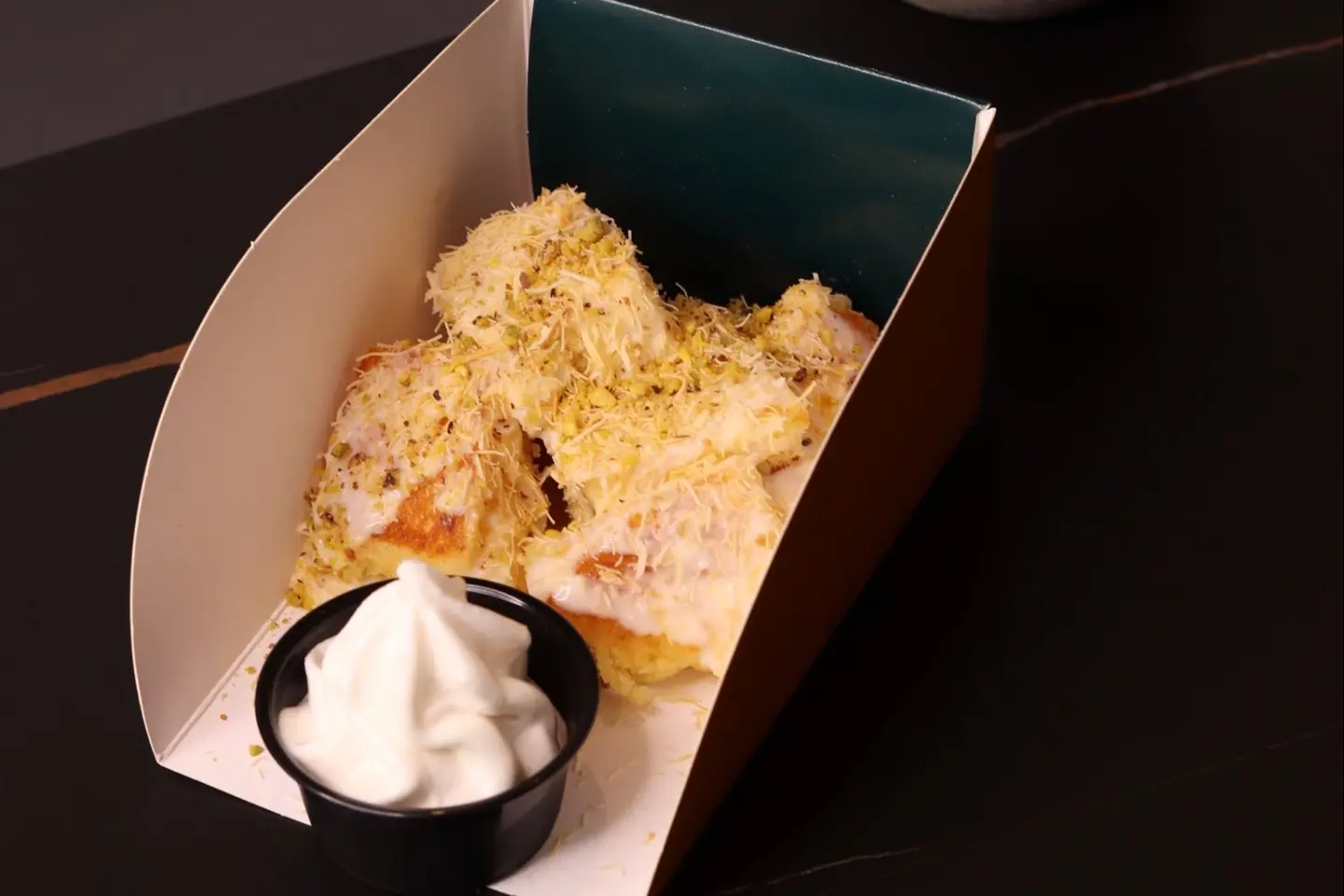 فرنش توست - كنافة