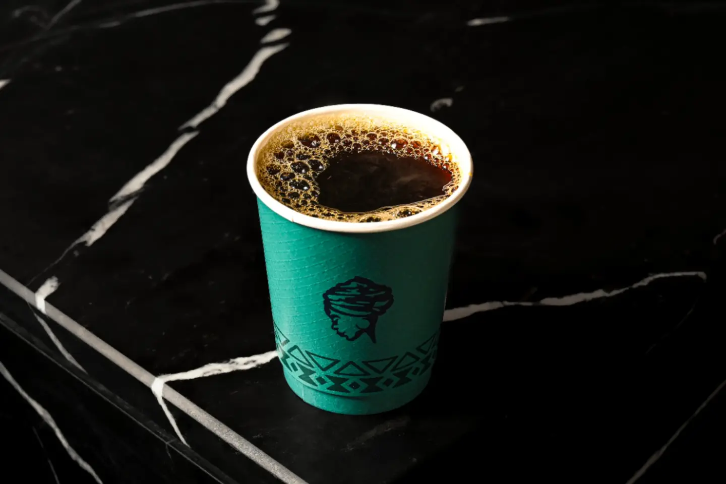 قهوة اليوم حار صغير
