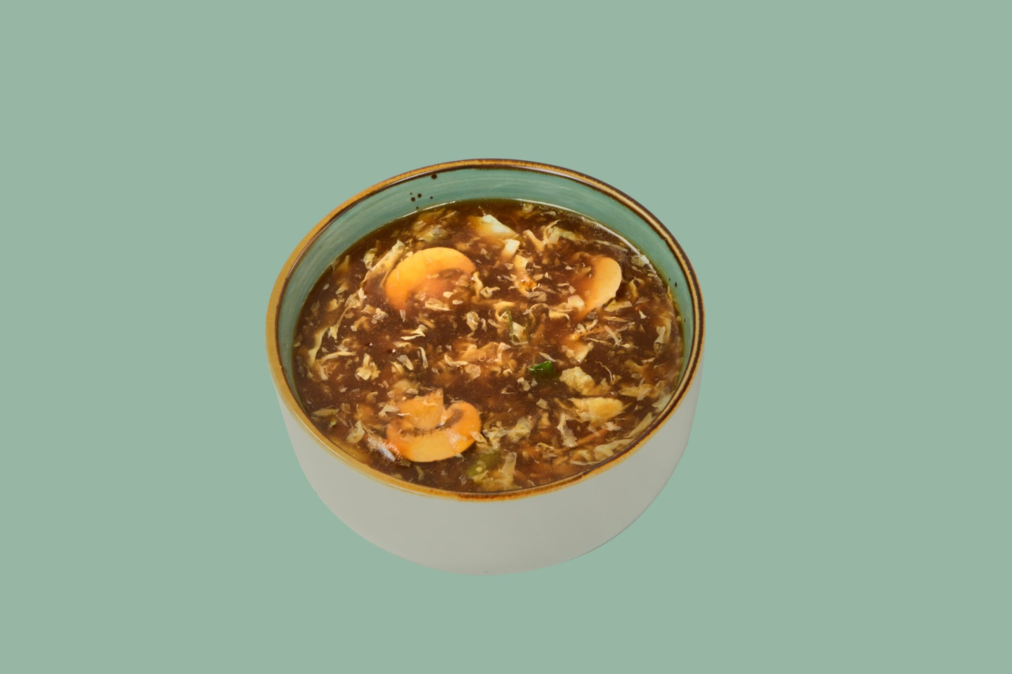 شوربة حارة و حامضه - مع الدجاج