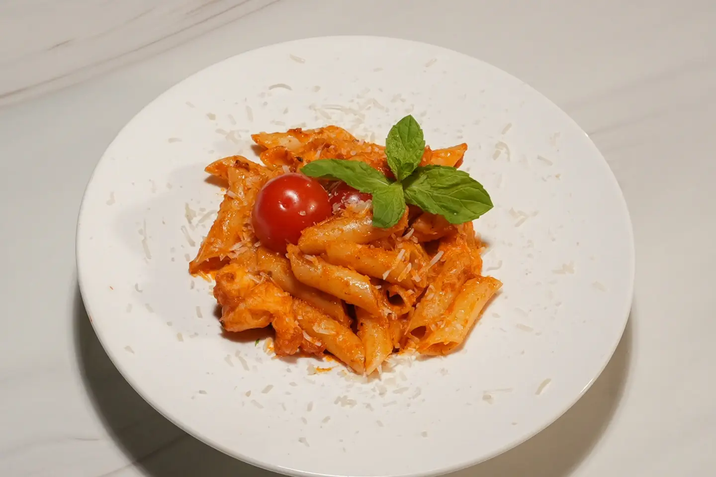 باستا بينك صوص بالدجاج