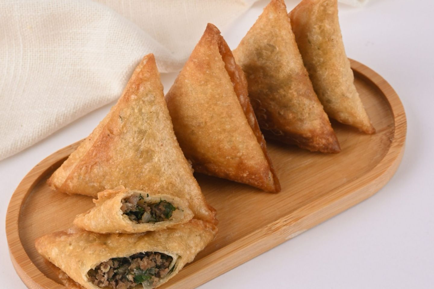 سمبوسه لحم بلدي