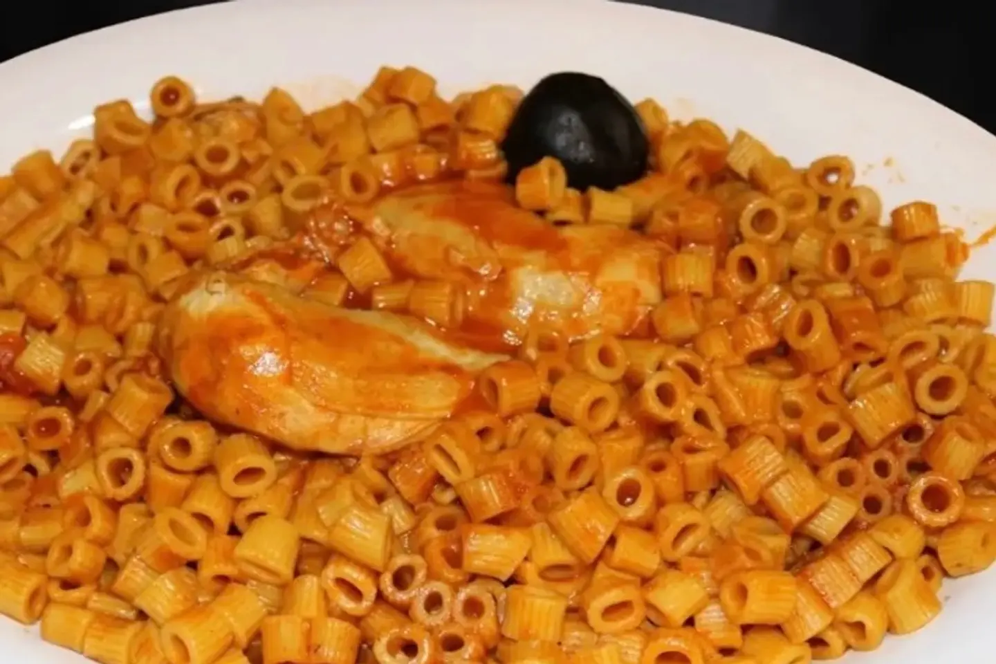 نص مضغوط مكرونة