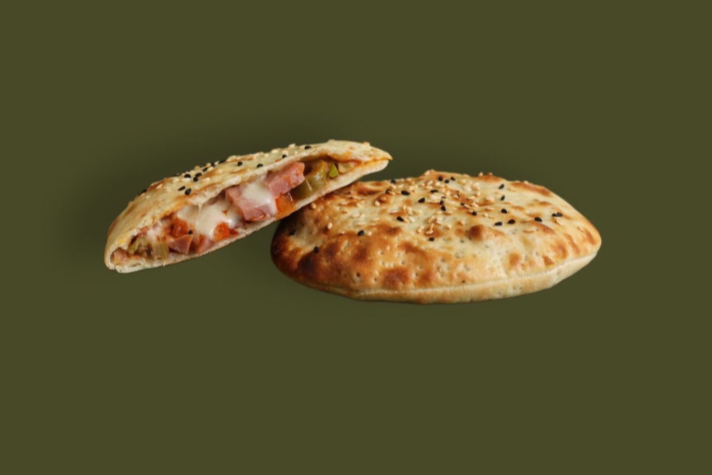 فطيرة نقانق جبن