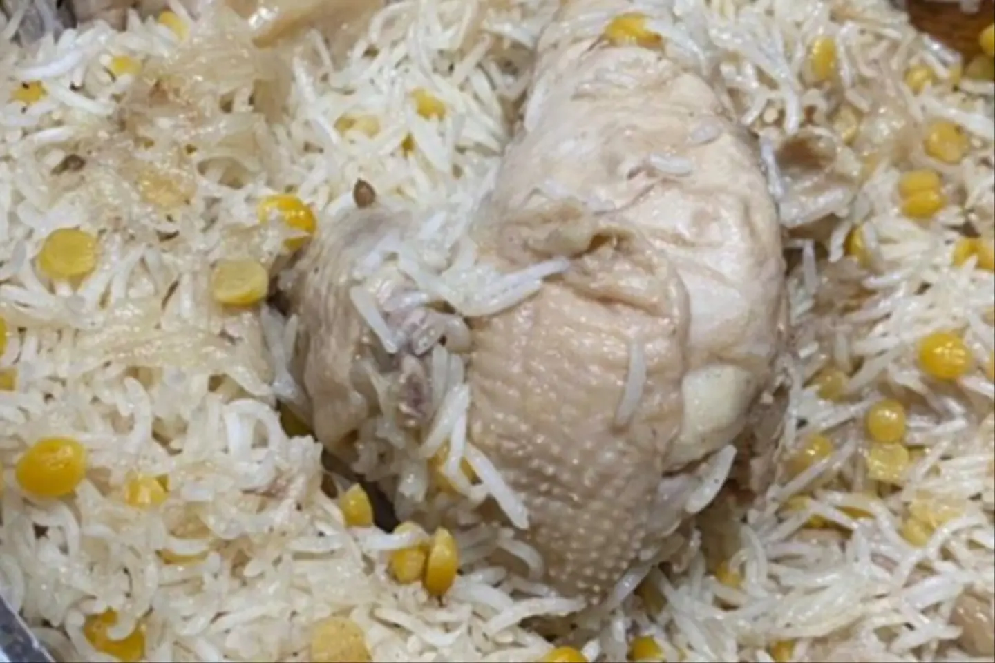 Madini Ruza Bihimas - Half Chicken Rice Chickpeas