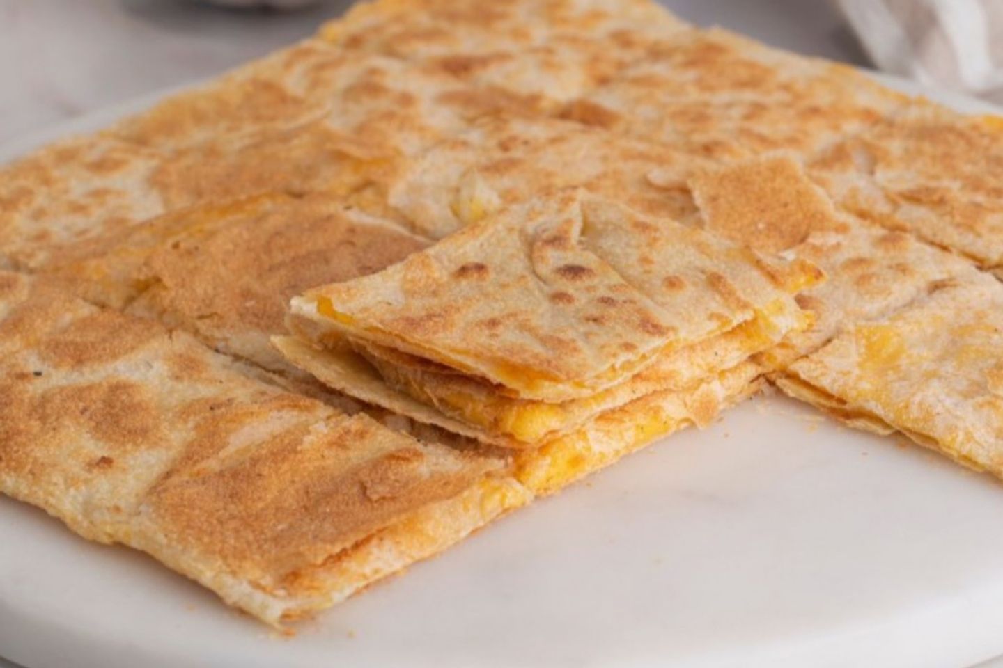 مطبق خضار مع جبن شيدر