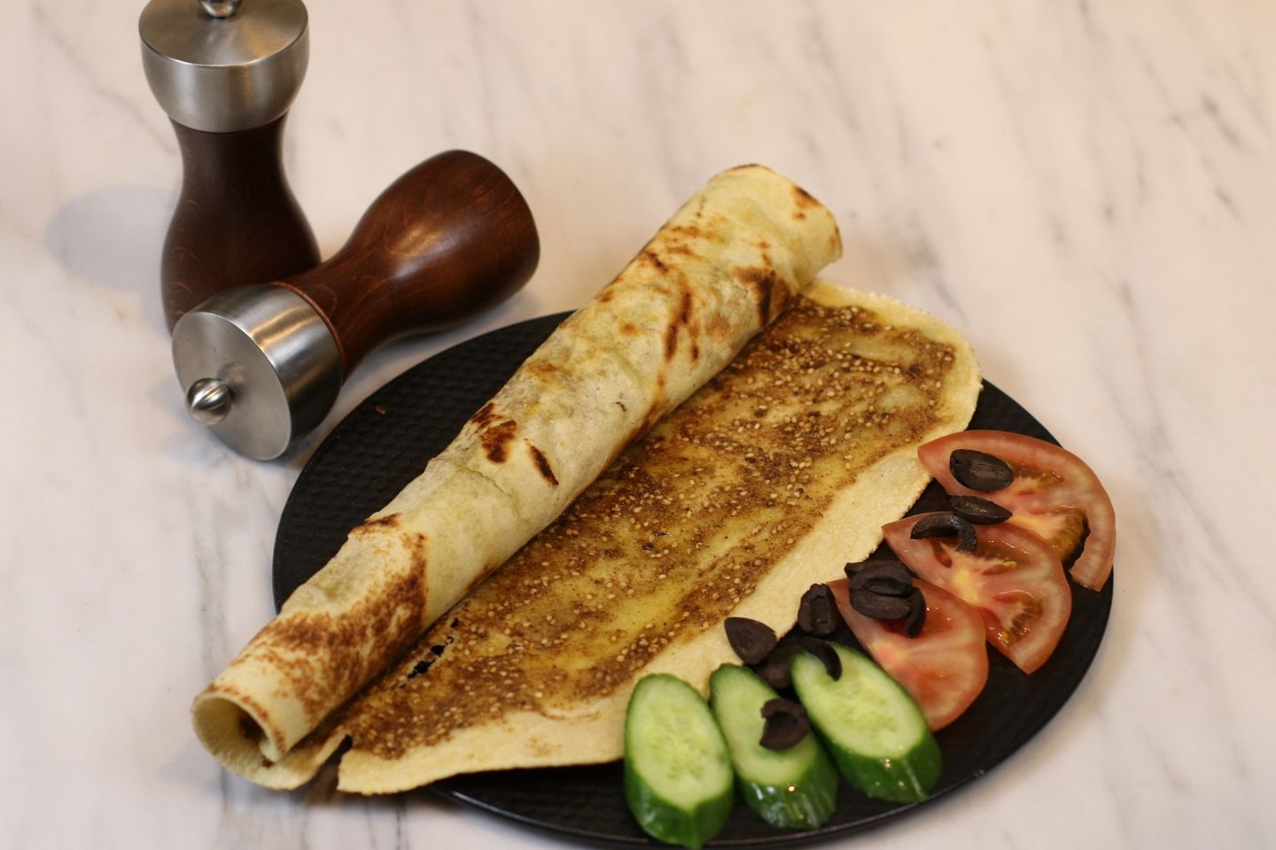 خبز الصاج بالزعتر